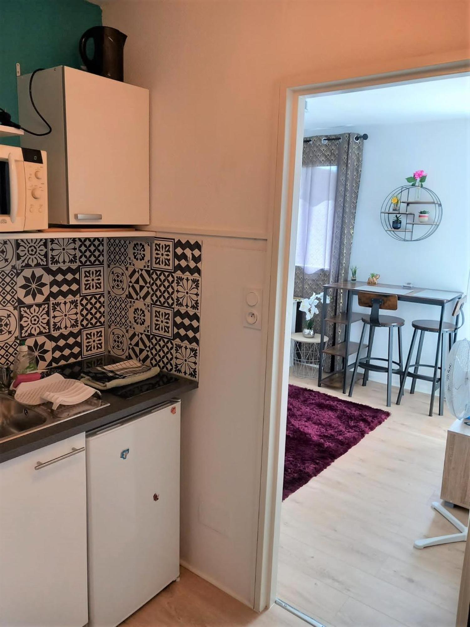 טרבה Le Zen -Studio Tout Equipe- Wifi Fibre- Centre Ville Avec Parking מראה חיצוני תמונה